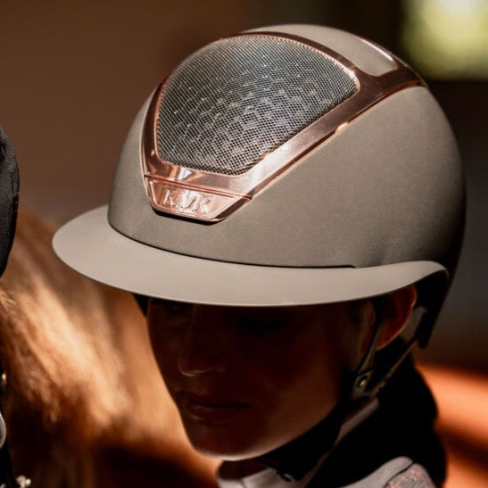 Star Lady Chrome Riding Helmet - Black/Everyrose