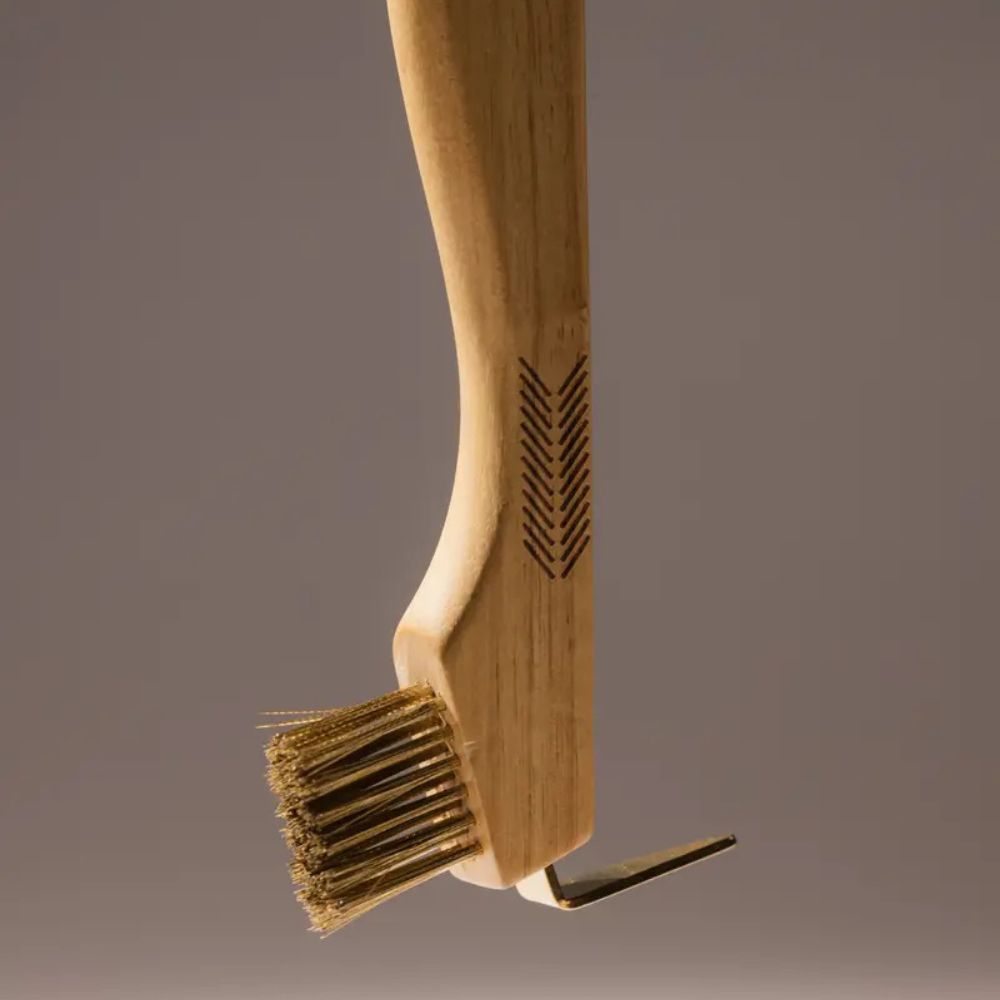 Hoof Pick With Metal Bristles