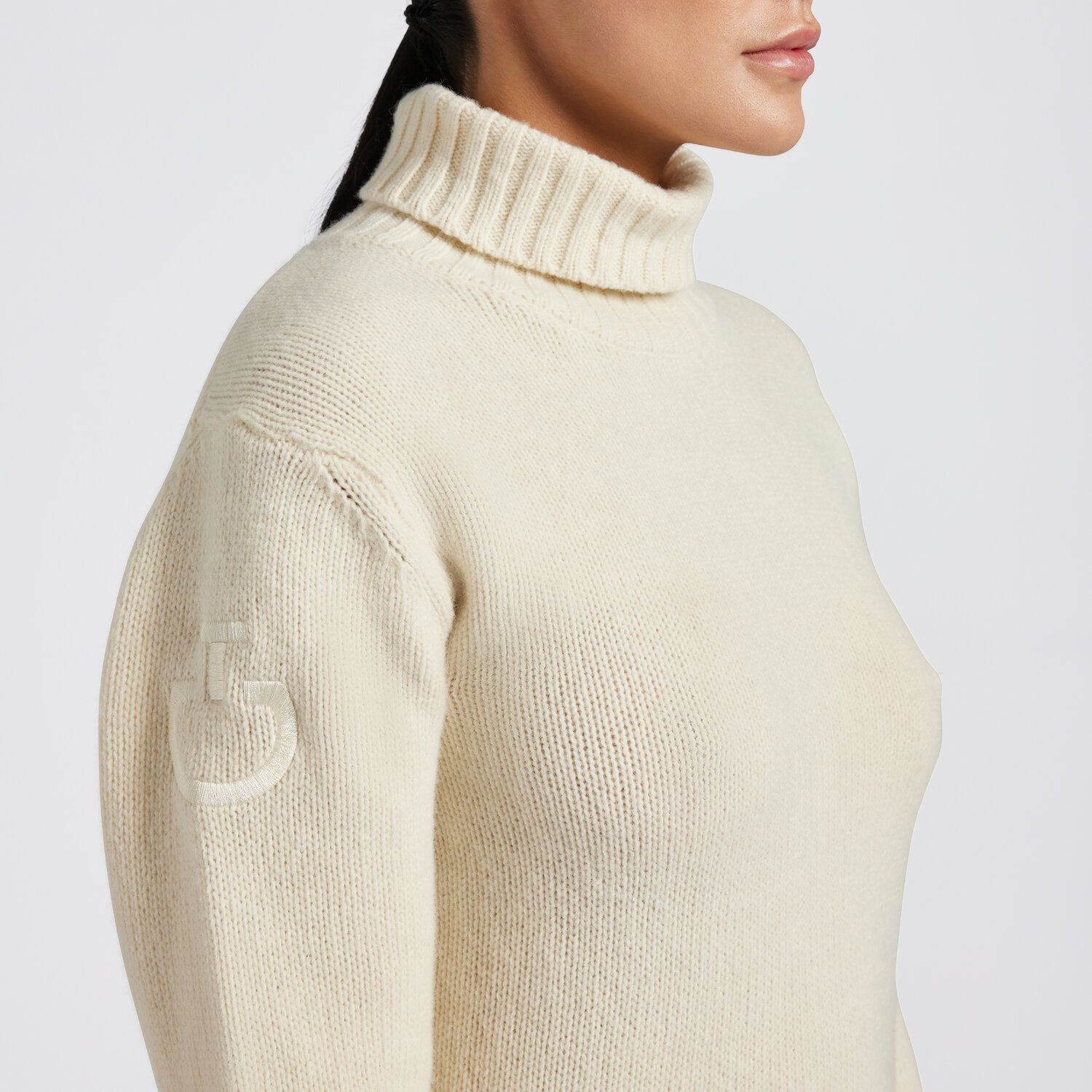 Ladies Lambswool Oversized Turtleneck Sweater - Cream