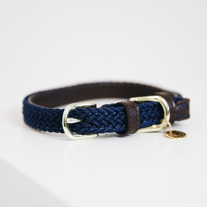 product shot image of the kentucky horsewear plaited nylon dog collar navy