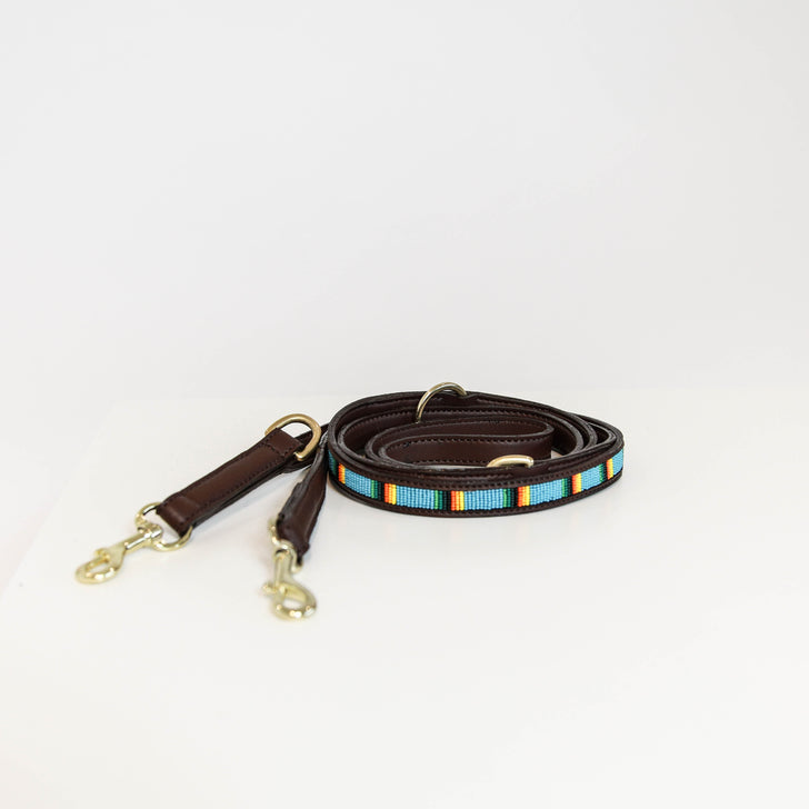 product shot image of the kentucky horsewear dog lead handmade pearls light blue